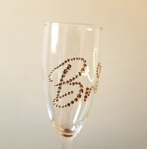 How to decorate a champagne flute with rhinestones