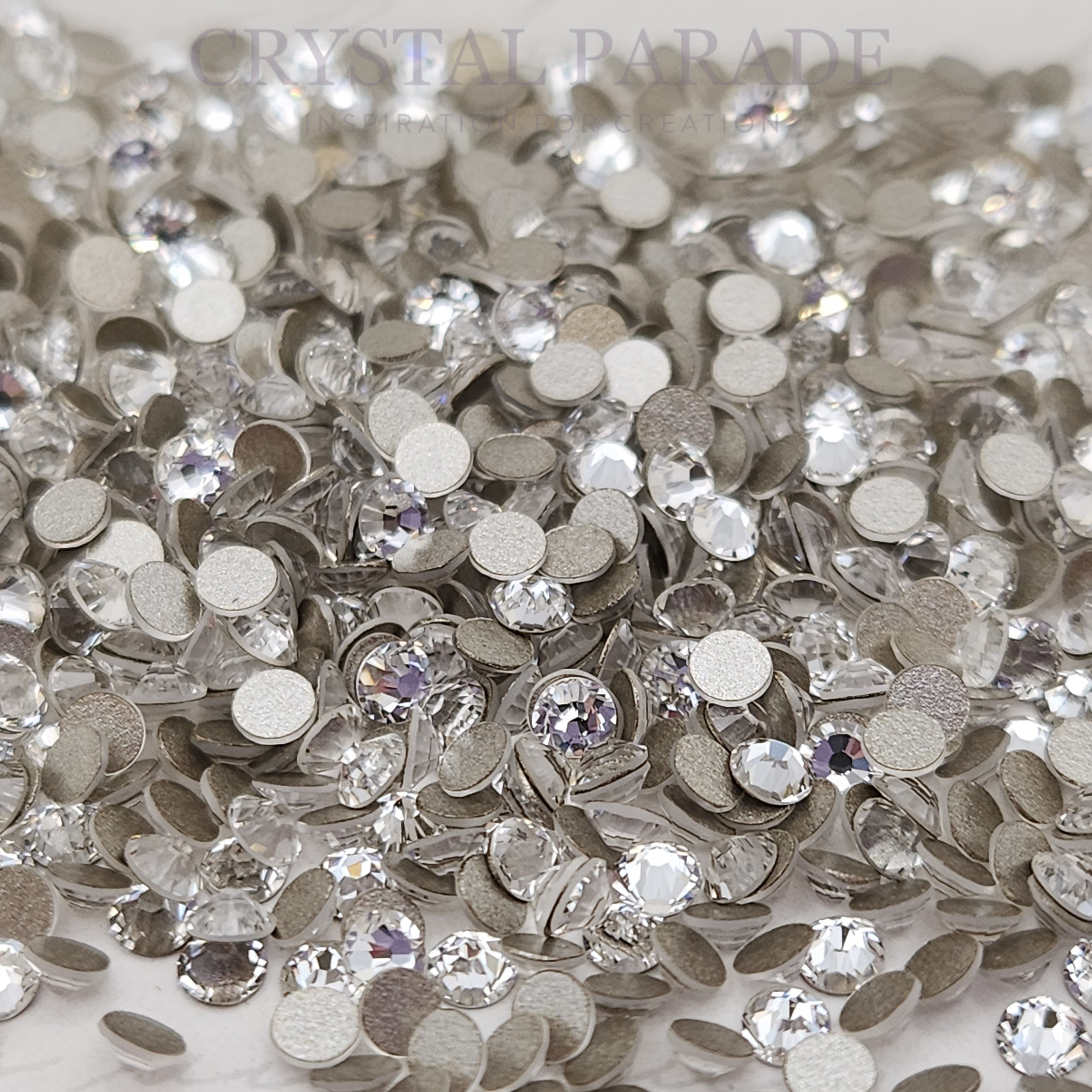 QUARKZMAN Strass Piatti In Acrilico Bianco 10mm – 100 Pezzi Per Decorazioni Fai Da Te Su Abbigliamento E Accessori