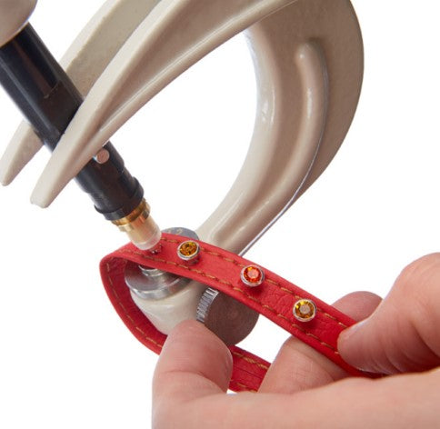 Ultimate Guide: How to attach rivets to fabric