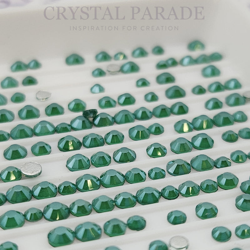 Zodiac Crystals Mixed Sizes Pack of 200 - Emerald Mocha