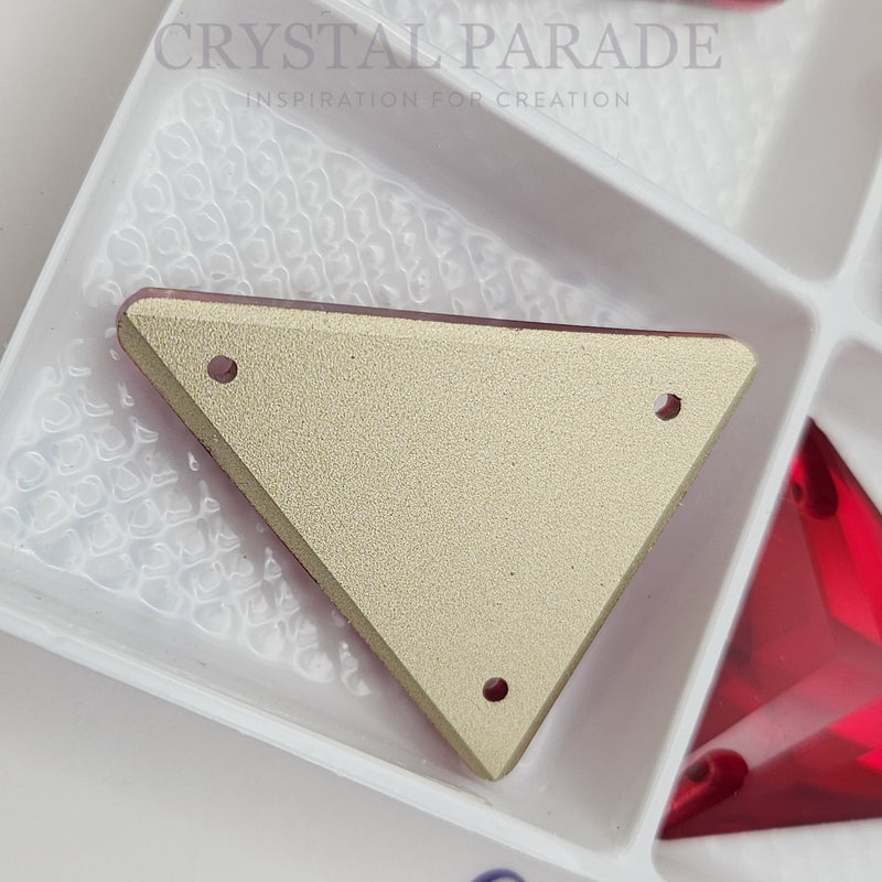 Zodiac Crystal Slim Triangle Sew on Stone Light Siam - 25x28mm