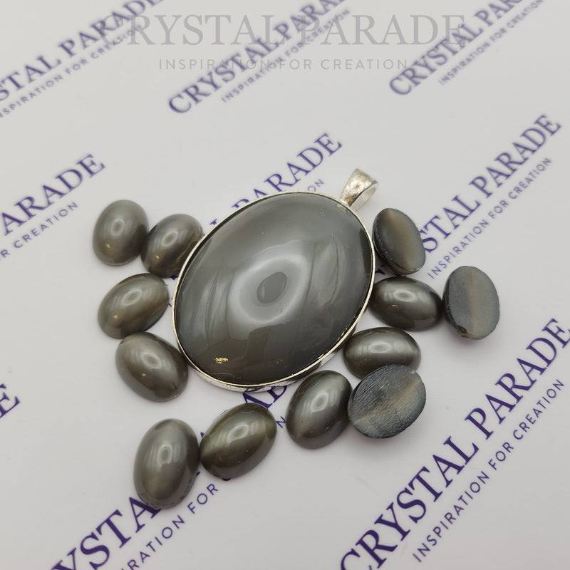 Preciosa Oval Cabochon - Grey (03808)