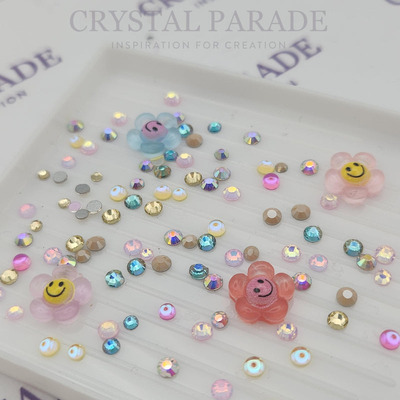 Zodiac Crystal Mix Pack of 100 - Smile + FREE charms
