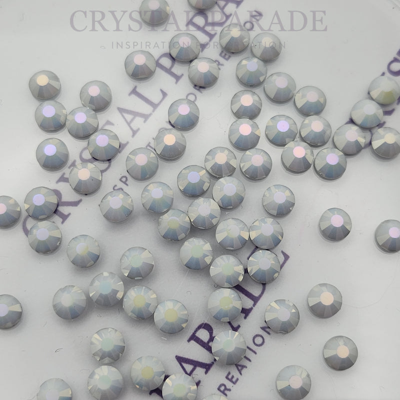 Starlight Rhinestone Design Sparkle with Luna Non Hotfix Rhinestones - Starlight White