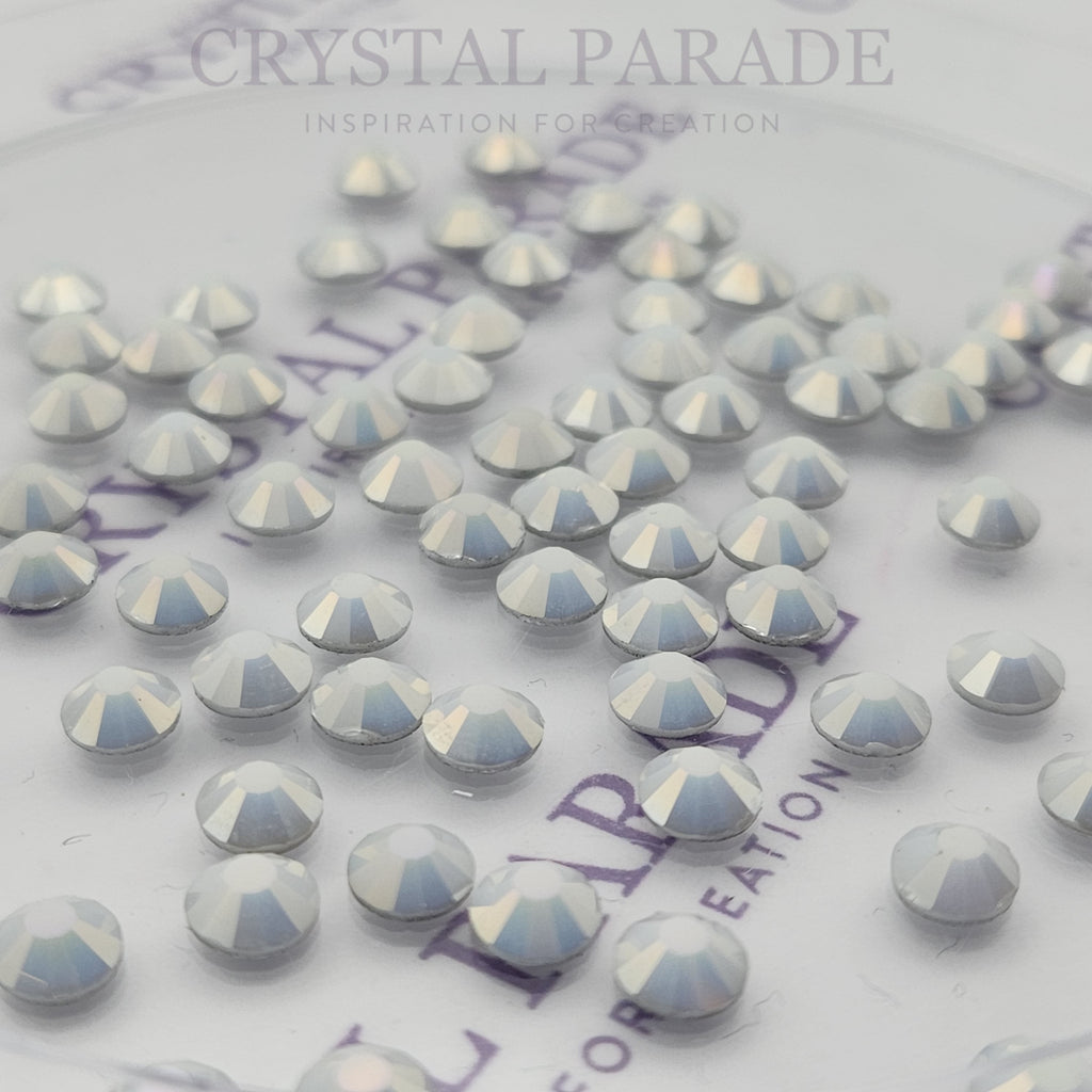 Starlight Rhinestone Design Sparkle with Luna Non Hotfix Rhinestones - Starlight White