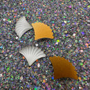 Preciosa Ribbed Glass Cabochon Fan - White